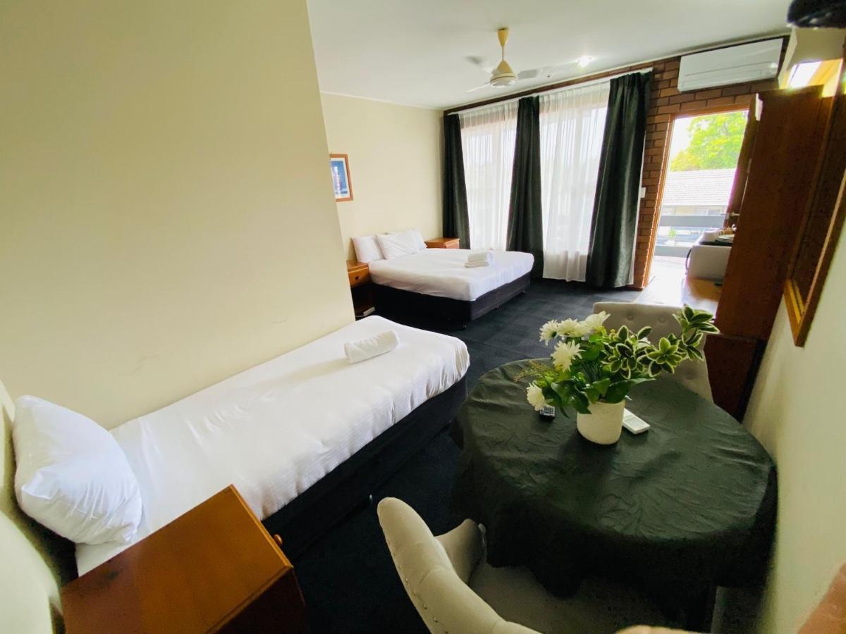 Nowra Motor Inn Exteriör bild